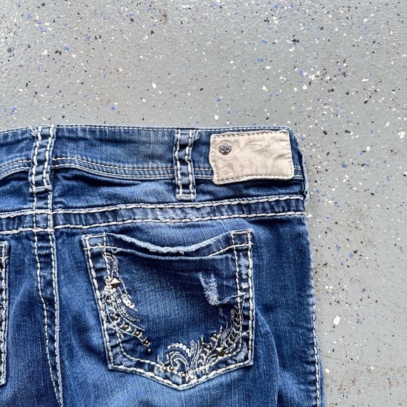 Silver Jeans Co Jeans Womens Size 32x30 Blue Flared Distressed Y2k Embroidered - Picture 2 of 6